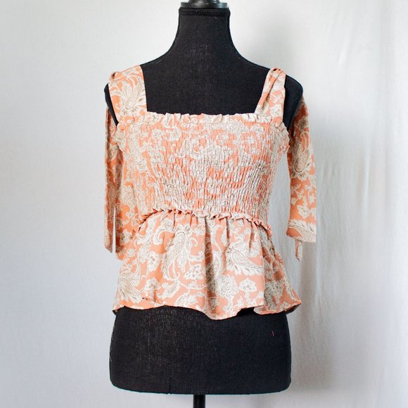 Strap-smocked layered Top│Paper Crane LA │XS - Picture 1 of 6